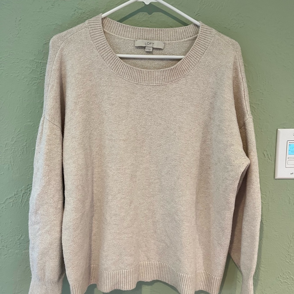 LOFT Women's Cream Sweater